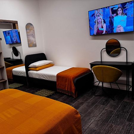 Residenze 'Il Conte' Hotel Pescara Bagian luar foto